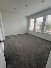 5274 Kildare Pl in St. Cloud, FL - Building Photo - Building Photo