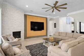 25307 Piney Bend Ct in Spring, TX - Building Photo - Building Photo