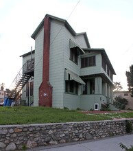 141 S Avenue 57 in Los Angeles, CA - Building Photo - Building Photo