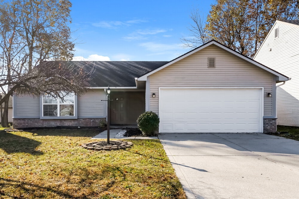 2921 Briarchase Ct in Indianapolis, IN - Building Photo