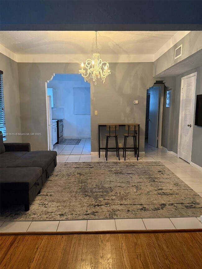 935 9th St in Miami Beach, FL - Building Photo - Building Photo
