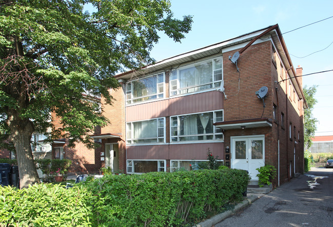 350-352 Hopewell Ave in Toronto, ON - Building Photo - Primary Photo