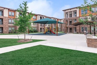 540 Richcrest Dr in Houston, TX - Building Photo - Building Photo
