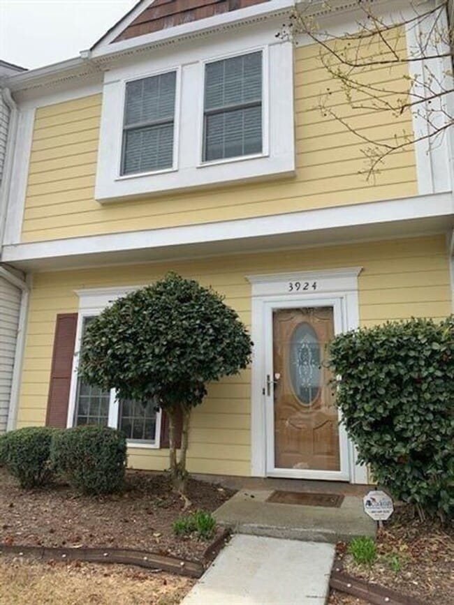 3924 Hancock Cir