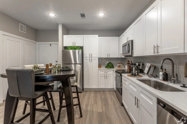 21477 Holzwarth Rd