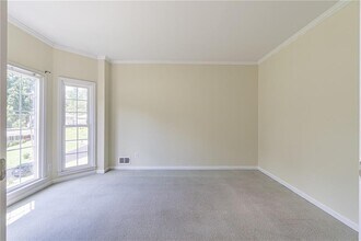 5646 Nottingham Dr NW in Lilburn, GA - Building Photo - Building Photo