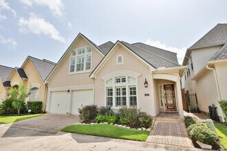 1107 Ridgecrossing Ln in Houston, TX - Foto de edificio - Building Photo
