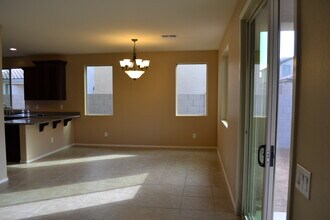 1715 W Pelican Dr in Chandler, AZ - Building Photo - Building Photo