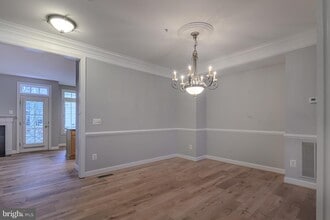 4912 Waple Ln in Alexandria, VA - Building Photo - Building Photo