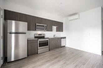 4620 N Maryland Ave in Portland, OR - Building Photo - Building Photo