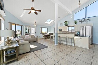 13514 Garris Dr in Hudson, FL - Building Photo - Building Photo