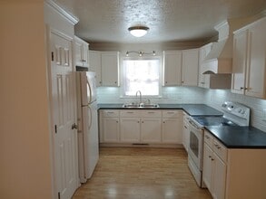 844 Barnette Tingen Rd in Roxboro, NC - Building Photo - Building Photo