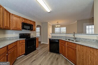 6565 Youpon Rd in College Park, GA - Building Photo - Building Photo