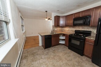 231 Sharpless St-Unit -2D in West Chester, PA - Building Photo - Building Photo