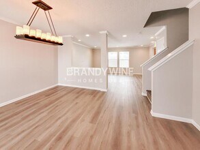 9685 W Quarter Moon Dr in Pendleton, IN - Foto de edificio - Building Photo