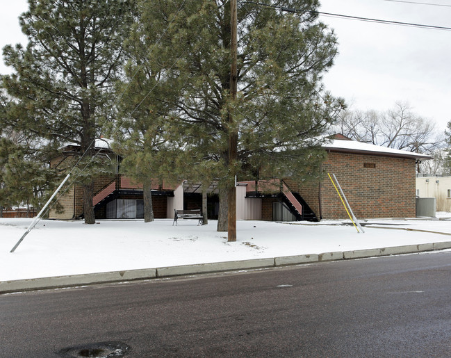 602 E Hills Rd in Colorado Springs, CO - Building Photo - Building Photo