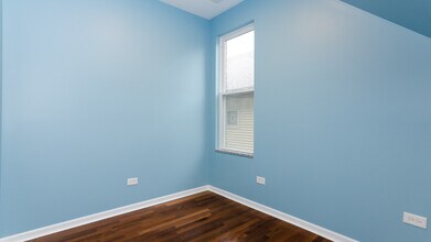 10630 S Ave M-Unit -3 in Chicago, IL - Building Photo - Building Photo