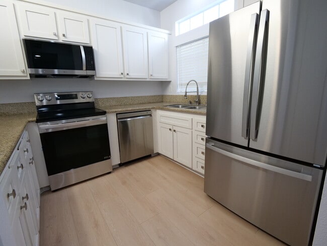 43 Dover Pl in Laguna Niguel, CA - Building Photo - Building Photo