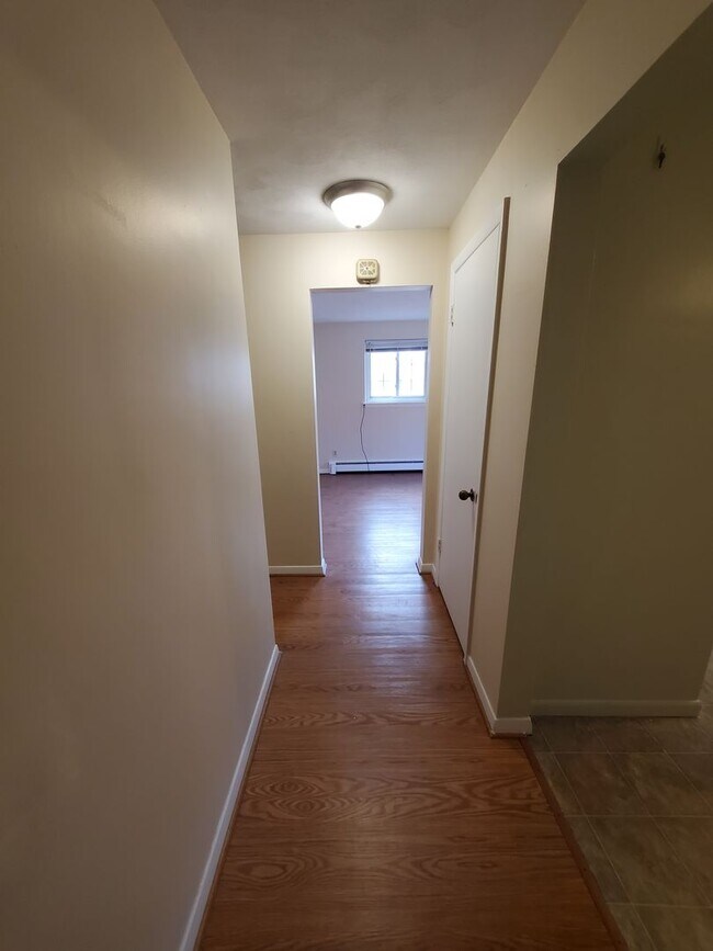 526 30th Ave in Moline, IL - Building Photo - Building Photo