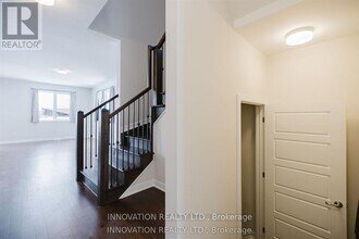 105 Tonic Cres in Ottawa, ON - Building Photo - Building Photo