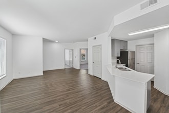 Waterford at Spencer Oaks in Denton, TX - Building Photo - Building Photo