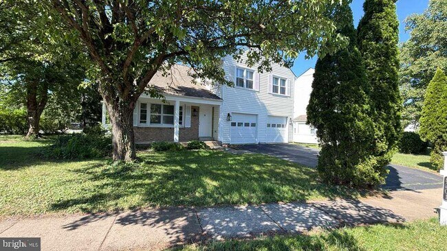 property at 8201 Bell Ln