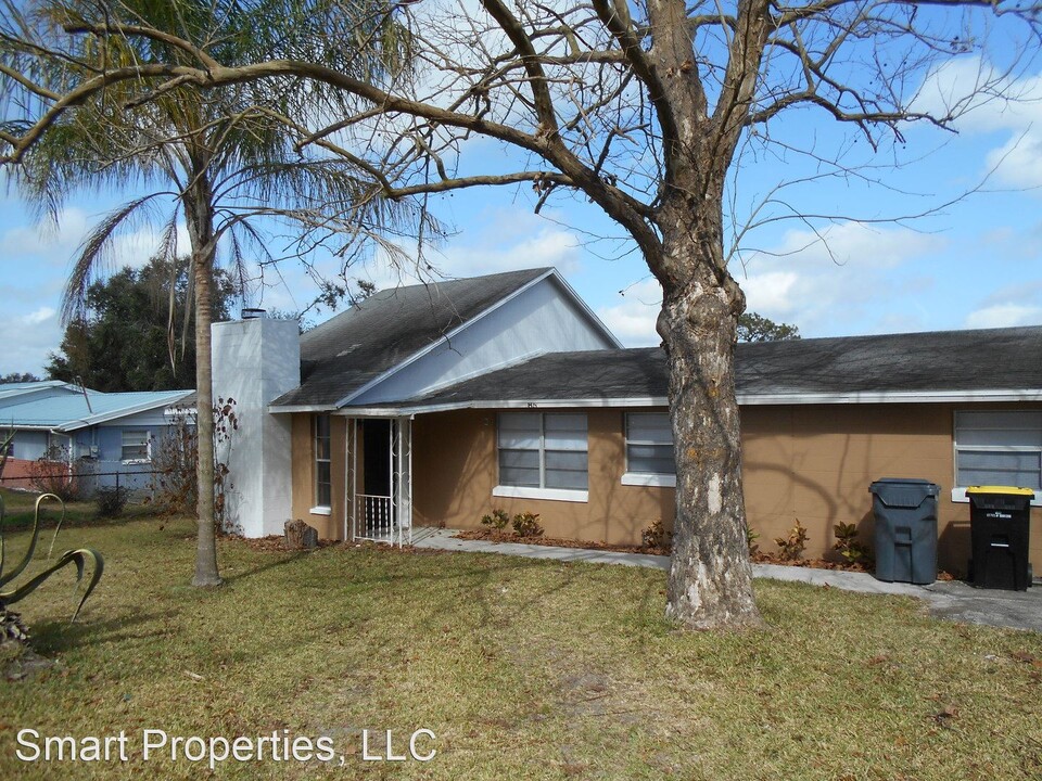 85 Bluff Rd in Mulberry, FL - Building Photo