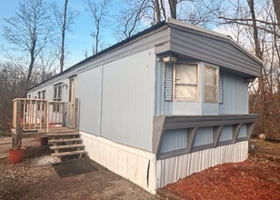 7115 Timber Ridge Center in Quincy, IL - Foto de edificio - Building Photo