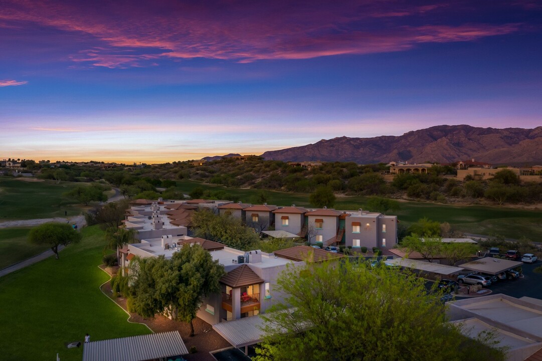 Golf Villas Apartments in Tucson, AZ - Building Photo