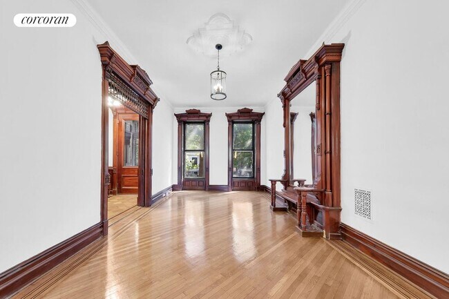 209 Jefferson Ave in Brooklyn, NY - Foto de edificio - Building Photo