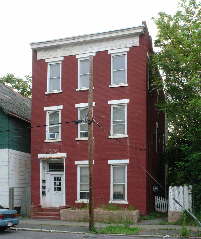 2312 Broadway in Watervliet, NY - Building Photo - Building Photo