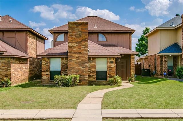 1728 E Peters Colony Rd in Carrollton, TX - Building Photo