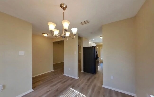 1019 Cedar Run Dr in Duncanville, TX - Building Photo - Building Photo