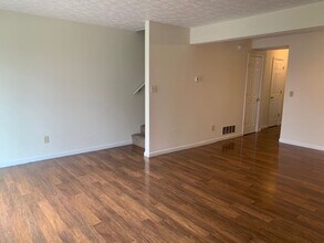 1300-1302-1302 S Hickory Grove Ln in Bloomington, IN - Building Photo - Building Photo