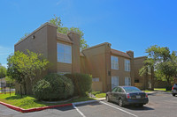 CrestWind Townhomes and Apartments photo'