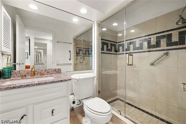 property at 792 108th Ave N