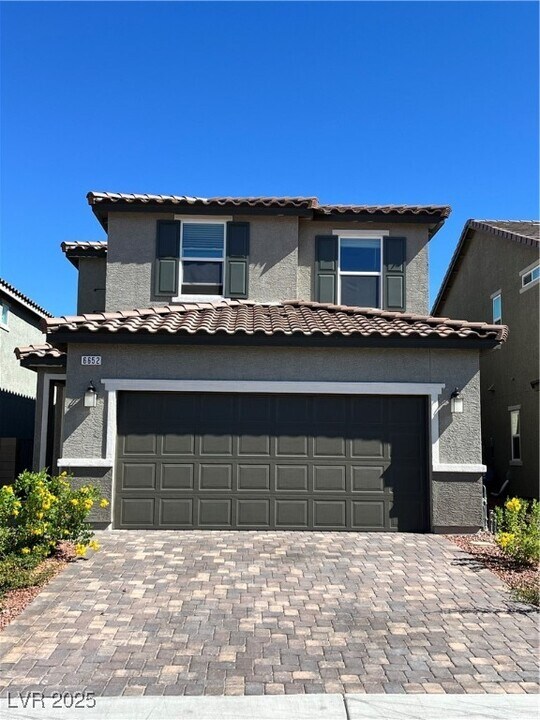 6652 Bowery St in Las Vegas, NV - Building Photo