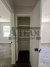 106 N Church St in Trinidad, TX - Building Photo - Building Photo
