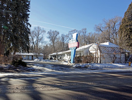 Stardust Lodge Apartments