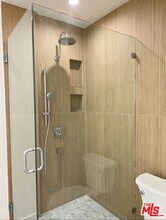 531 Burchett St in Glendale, CA - Building Photo - Building Photo