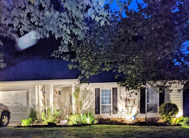 2734 Bishopton Pl in Charlotte, NC - Building Photo - Building Photo