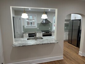 425 S Jackson St, Unit 2 in Salisbury, NC - Building Photo