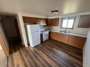 702 N Steven Ave in Greenwood, WI - Building Photo - Building Photo