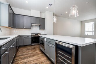 3028 Charline in Houston, TX - Building Photo - Building Photo