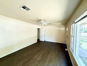 3716 Parkwood St in Waco, TX - Building Photo - Building Photo
