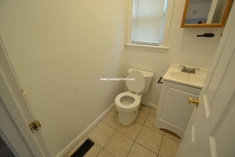 1251 Bates Ave in Cincinnati, OH - Building Photo - Building Photo