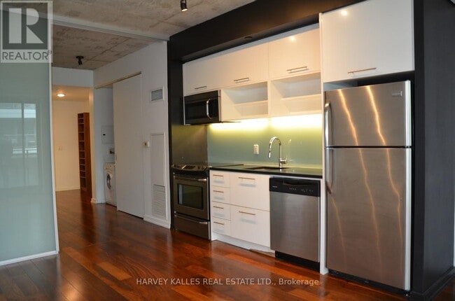 property at 47-547 Lower River Street