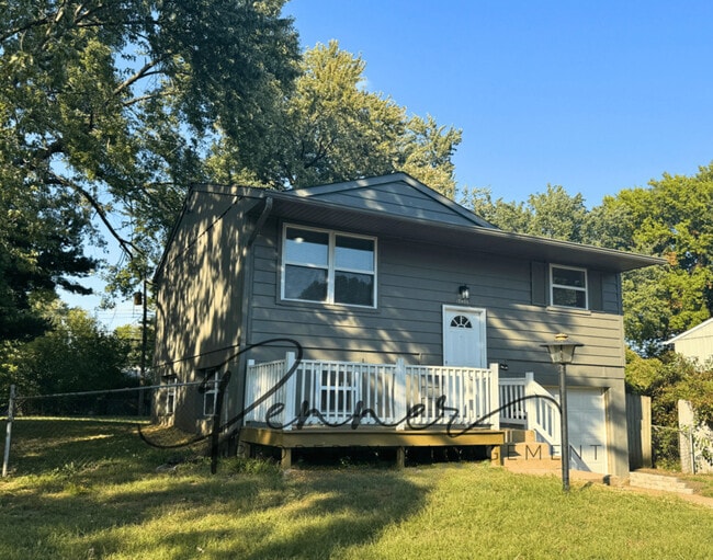 property at 18406 Shoshone Dr