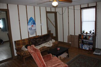 109 E Montezuma Ave in Houghton, MI - Building Photo - Building Photo