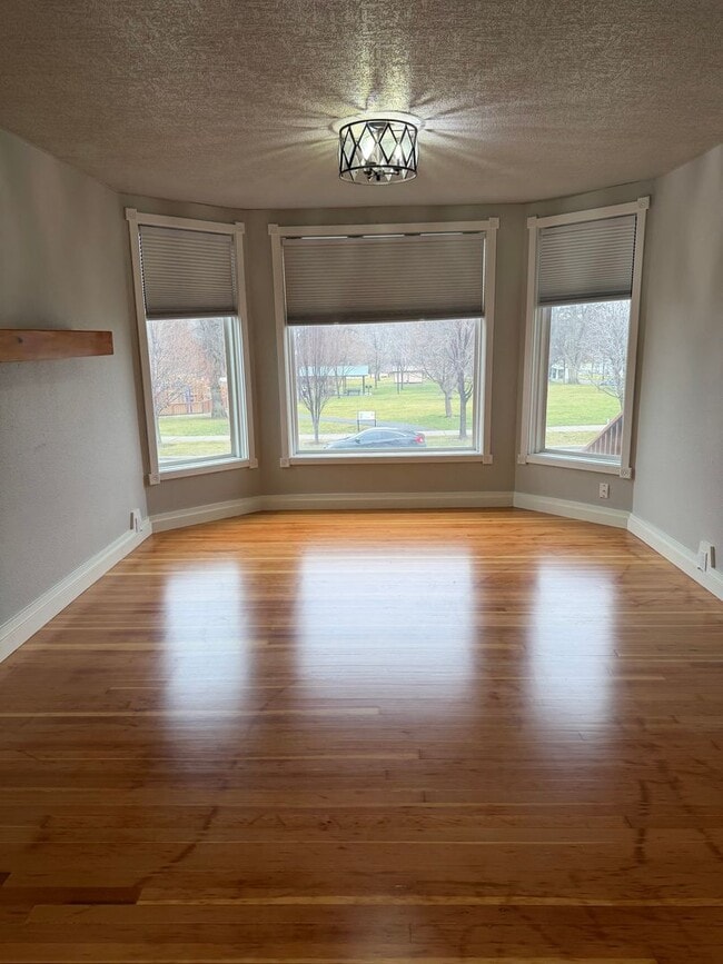 409 NW Despain Ave in Pendleton, OR - Building Photo - Building Photo